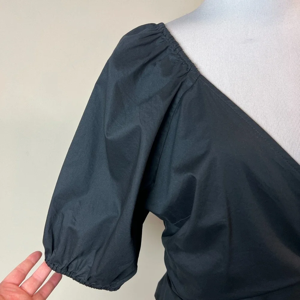 Old Navy Wrap Top Womens XL Black Puff Sleeve Smocked V-Neck Blouse Feminine New